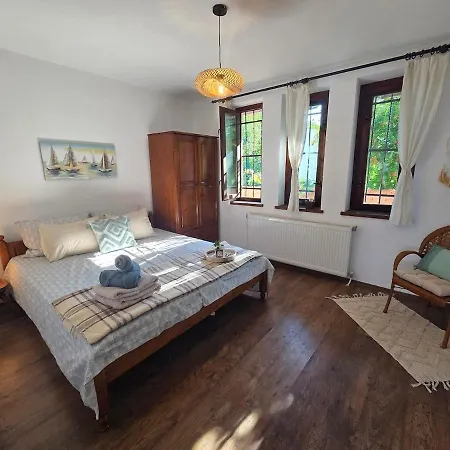 Azure Bay Family Villa, 50m From The Sea Villa Atiya