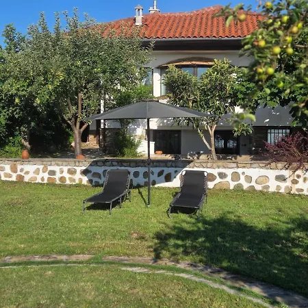 Villa Azure Bay Family Villa, 50m From The Sea *